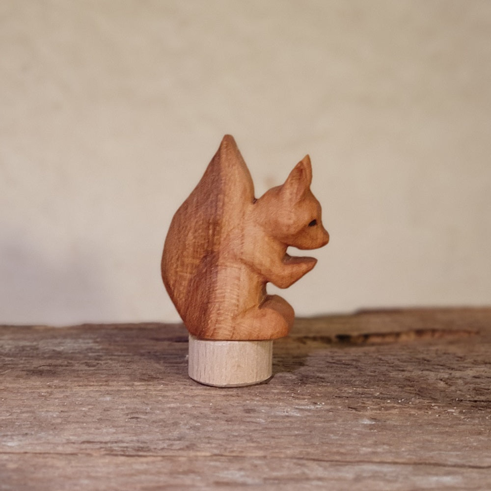 Eichhörnchen geölt ca 4cm
