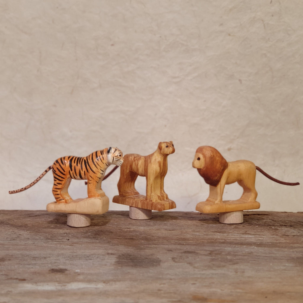 Löwe, Jaguar, Tiger geölt ca 5cm