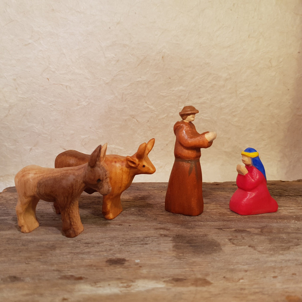 Maria und Josef und die Weihnachtskrippe