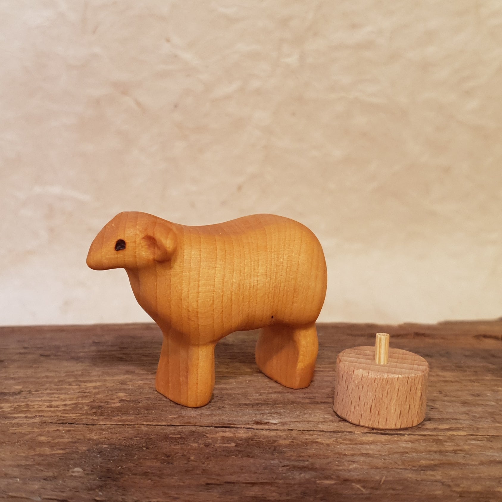 Schaf geölt ca 4 cm