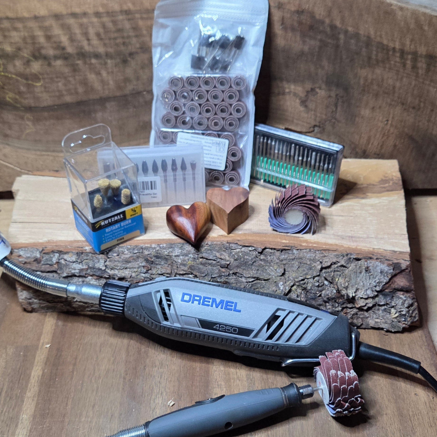 Aufzeichnung Feinschleifkurs "Herz" inkl. Rohling Zwetschge